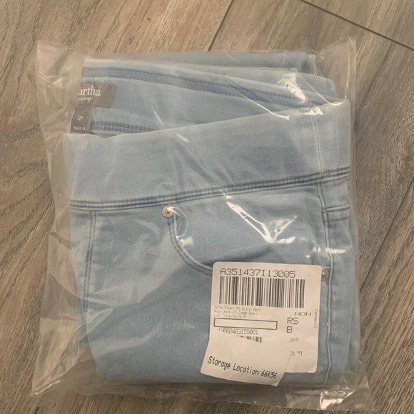 NWT MARTHA STEWART ZIP ANKLE JEANS LIGHT INDIGO - Picture 14 of 14